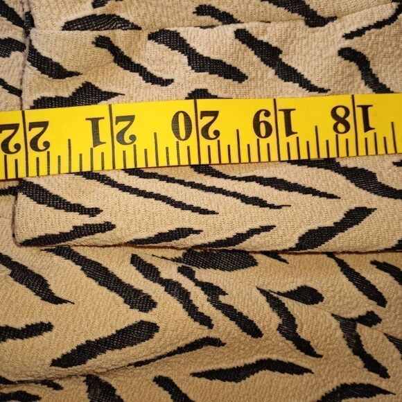 Nabi L Full Zipper Tan Black Longsleeves Zipper on Sleeve Women's Top Sweater - Picture 10 of 11